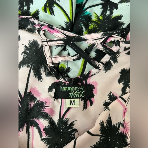 5/$25 Harmony + Havoc tropical short jumper lightweight size medium fits small - Picture 8 of 10